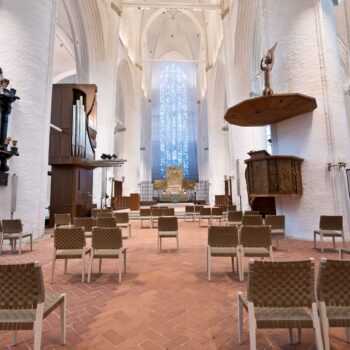 arca | 2021 | installation | flag fabric | 16m x 6m | Hauptkirche St.Katharinen | Hamburg